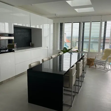 Vila Zuid Hoek Zandvoort * 잔드보르트